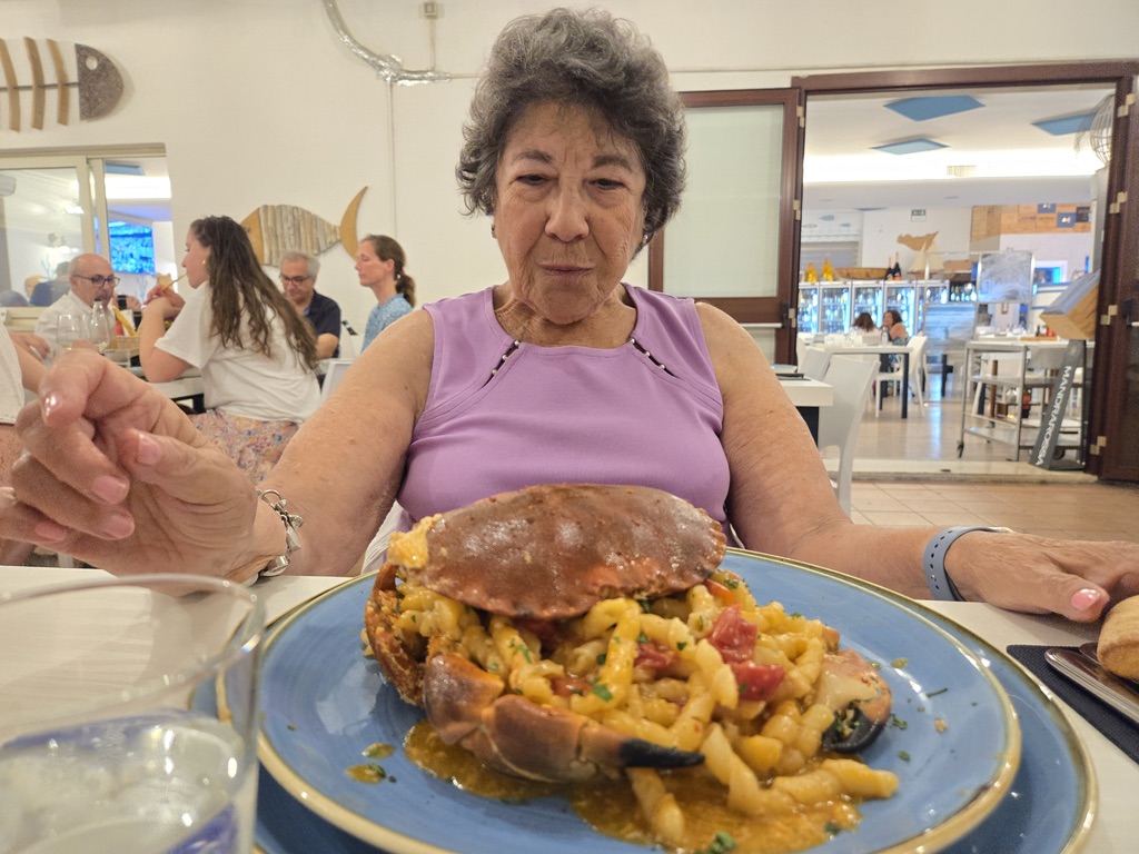 Day 12 &ndash; Pool Day and Pizza/Pozzallo
